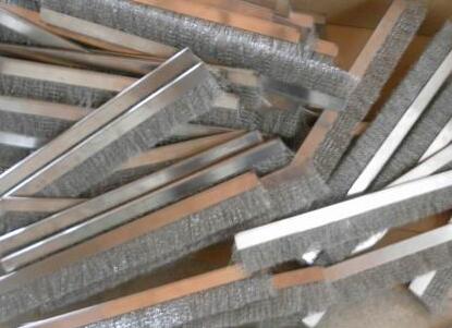 自清過(guò)濾器鋼絲刷的作用介紹